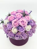 Aranjament flori "Lavender Dream",trandafiri de sapun in cutie rotunda.