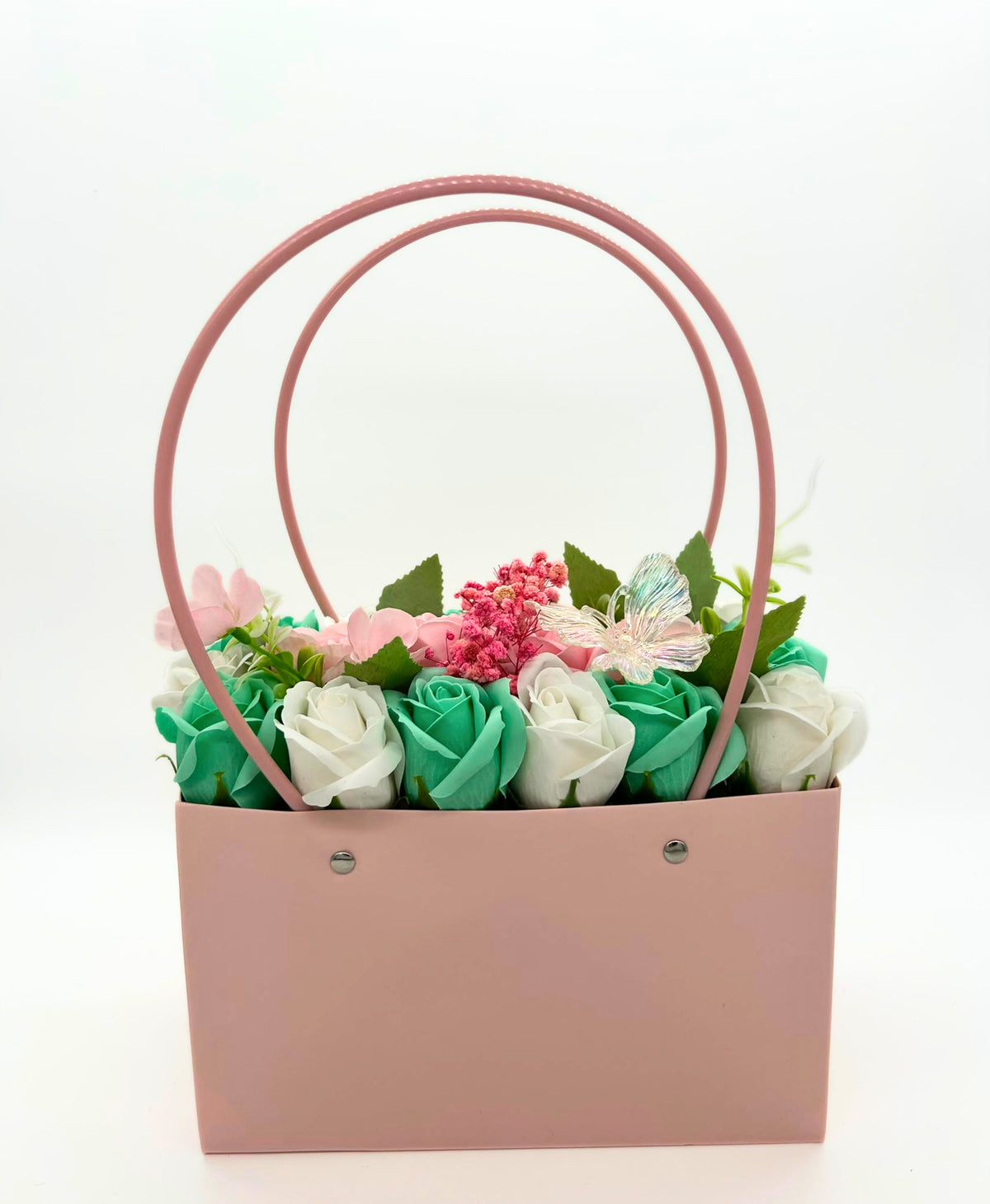 Aranjament floral tip cos "Mint & blush"