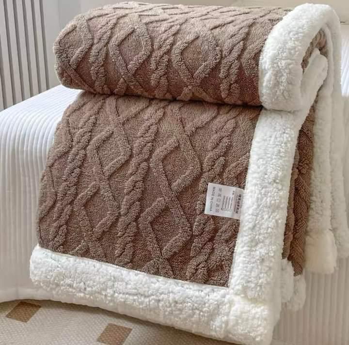 Patură pufoasă,microfibra premium, model tricot 200x230 cm