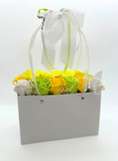 Aranjament floral tip cos "Lime & Sunshine"